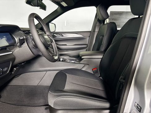 New 2025 Jeep Grand Cherokee Laredo w/ MOPAR Finishing Package image 11