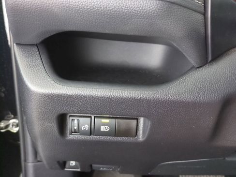 Used 2025 Toyota RAV4 LE image 22