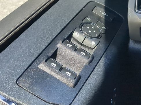 Certified 2022 Ford F250 Lariat w/ Lariat Ultimate Package image 22