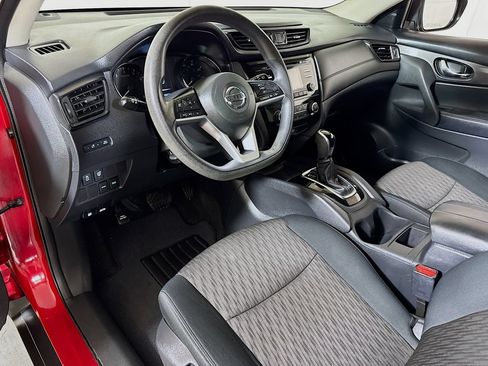 Used 2017 Nissan Rogue S w/ Appearance Package FWD image 7