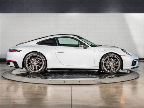 Certified 2024 Porsche 911 Carrera T RWD image 8