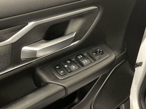 Used 2019 RAM 1500 Big Horn AWD/4WD image 17