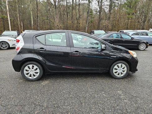 Used 2014 Toyota Prius C Two image 11