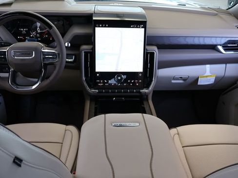 New 2026 GMC Yukon Denali AWD/4WD image 18