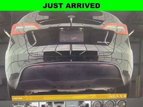 Used 2021 Tesla Model Y Long Range AWD/4WD image 6