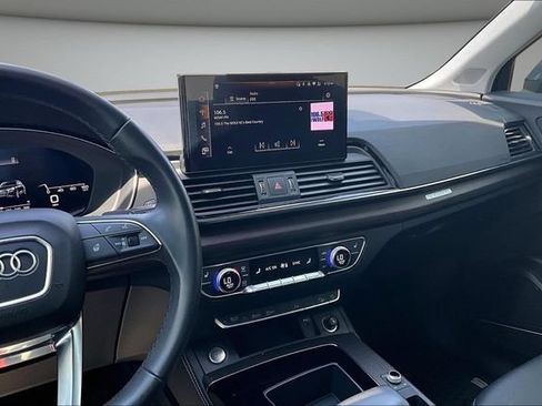 Used 2021 Audi Q5 2.0T Premium Plus AWD/4WD image 9