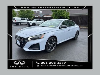 Used 2023 Nissan Altima 2.5 SR