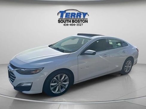 Used 2024 Chevrolet Malibu LT FWD image 3