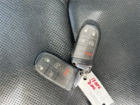 Used 2022 Jeep Compass Limited w/ Elite Group image 25