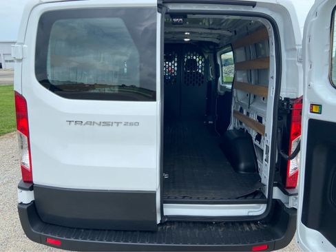 Used 2025 Ford Transit 250 Low Roof w/ Exterior Upgrade Package RWD image 6