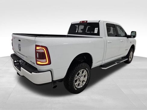 Used 2023 RAM 2500 Laramie AWD/4WD image 5
