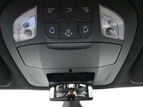 Certified 2024 Chrysler Pacifica Select image 44