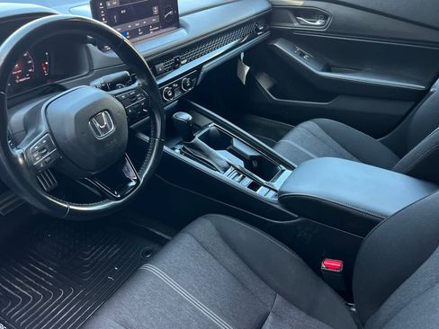 Used 2023 Honda Accord Sport image 12