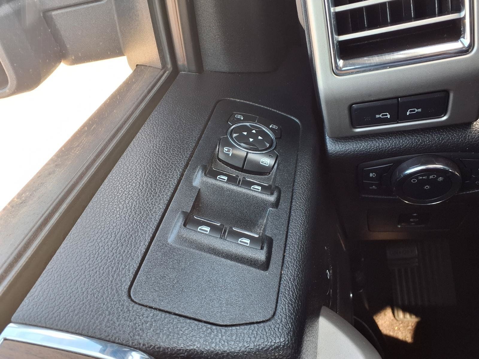 Used 2016 Ford F150 Lariat w/ Equipment Group 501A Mid RWD image 10