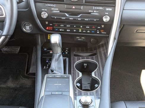 Used 2022 Lexus RX 350L Luxury w/ Accessory Package (Z1) image 19