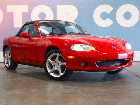 Used 2003 MAZDA MX-5 Miata LS RWD image 42