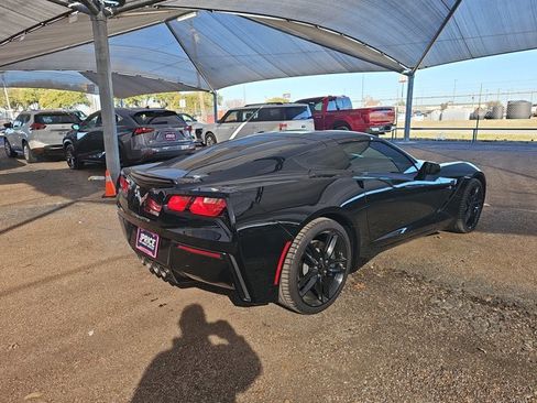 Used 2018 Chevrolet Corvette Stingray Coupe w/ 2LT Preferred Equipment Group image 5