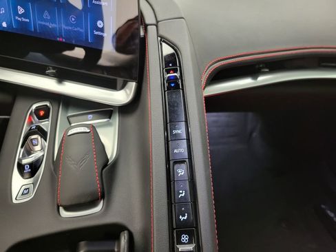 Used 2024 Chevrolet Corvette Stingray Coupe w/ 1LT image 8