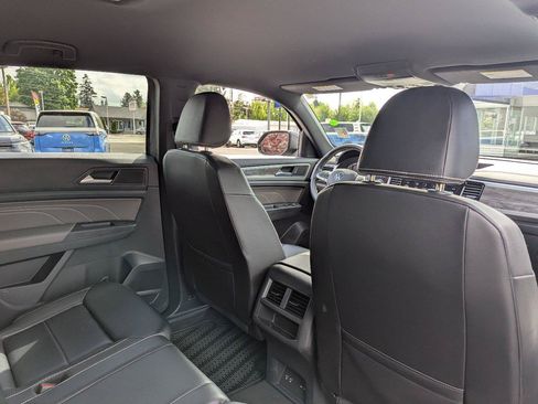 Used 2022 Volkswagen Atlas Cross Sport SE AWD/4WD image 33