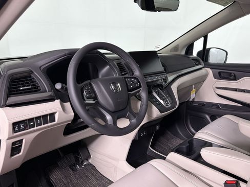 New 2026 Honda Odyssey EX-L image 3