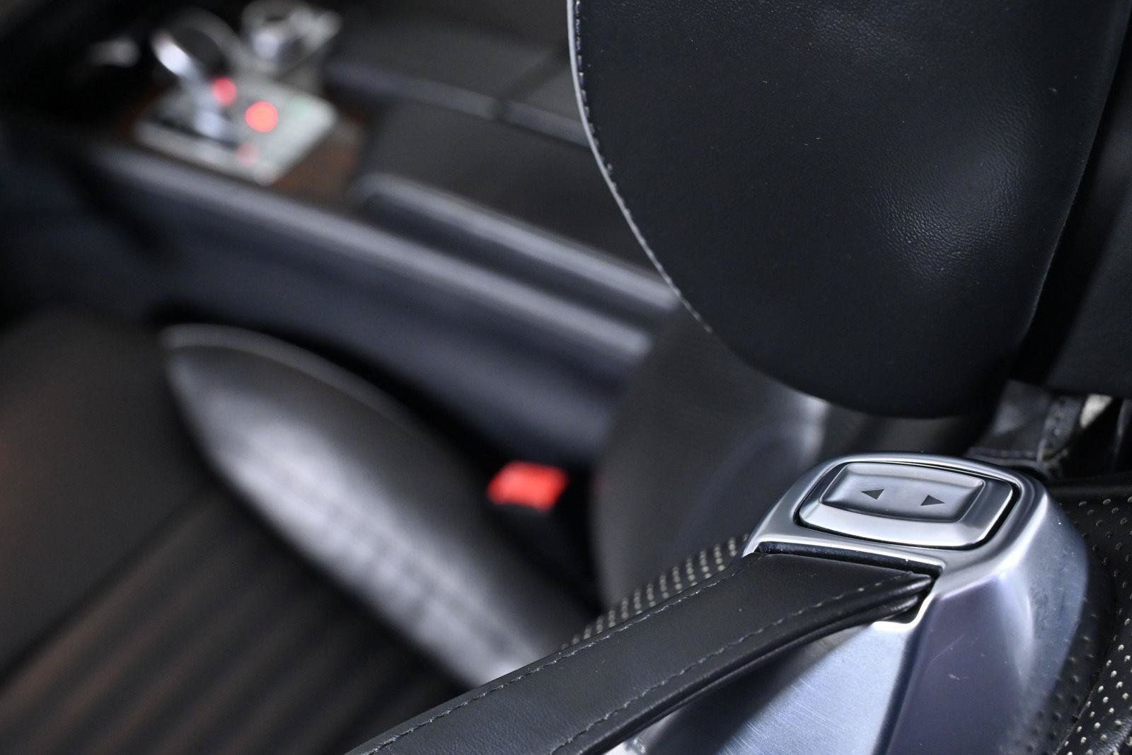 Used 2013 Mercedes-Benz SL 550 image 38