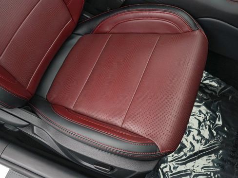 Certified 2025 Ford Mustang GT Premium image 27