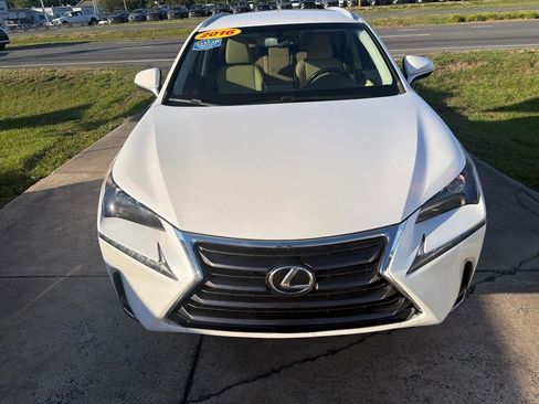 Used 2016 Lexus NX 200t FWD image 6