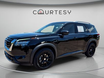 Certified 2025 Nissan Pathfinder SL