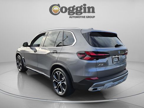 New 2026 BMW X5 sDrive40i w/ Premium Package image 2