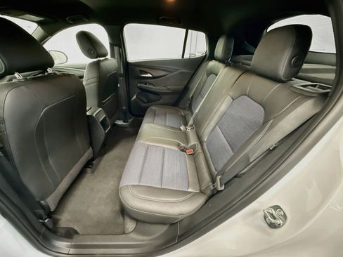 Used 2026 Buick Envista Preferred FWD image 25