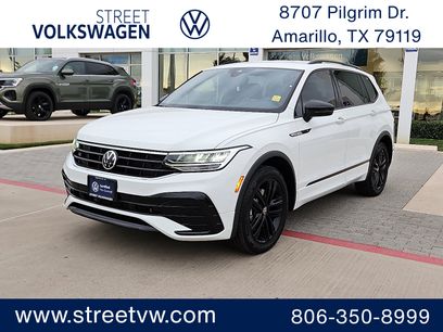 Certified 2022 Volkswagen Tiguan SE R-Line