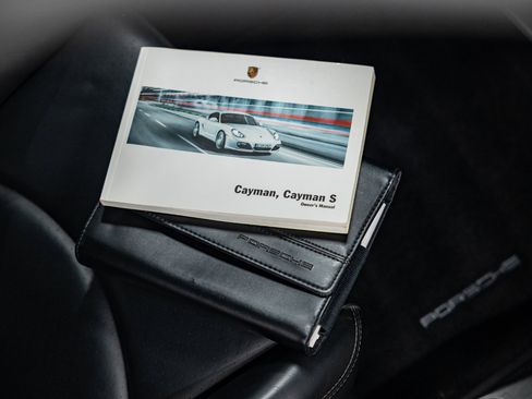 Used 2012 Porsche Cayman R image 22