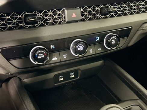 Used 2023 Honda Accord LX image 34