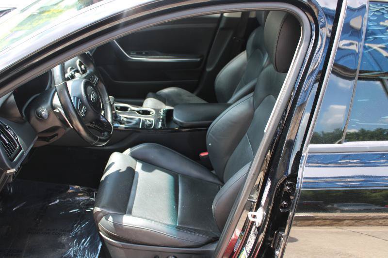 Used 2019 Kia Stinger AWD/4WD image 10