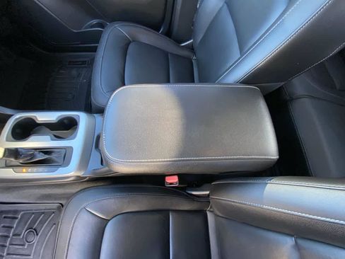 Used 2021 Chevrolet Colorado ZR2 AWD/4WD image 21