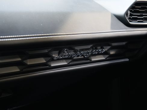 Used 2015 Lamborghini Huracan LP 610-4 AWD/4WD image 39
