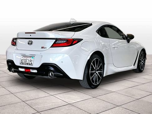 Used 2022 Toyota GR86 w/ ALL Weather Mat Package (TMS) image 14