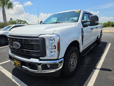 Used 2025 Ford F350 XL w/ XL Chrome Package RWD image 5