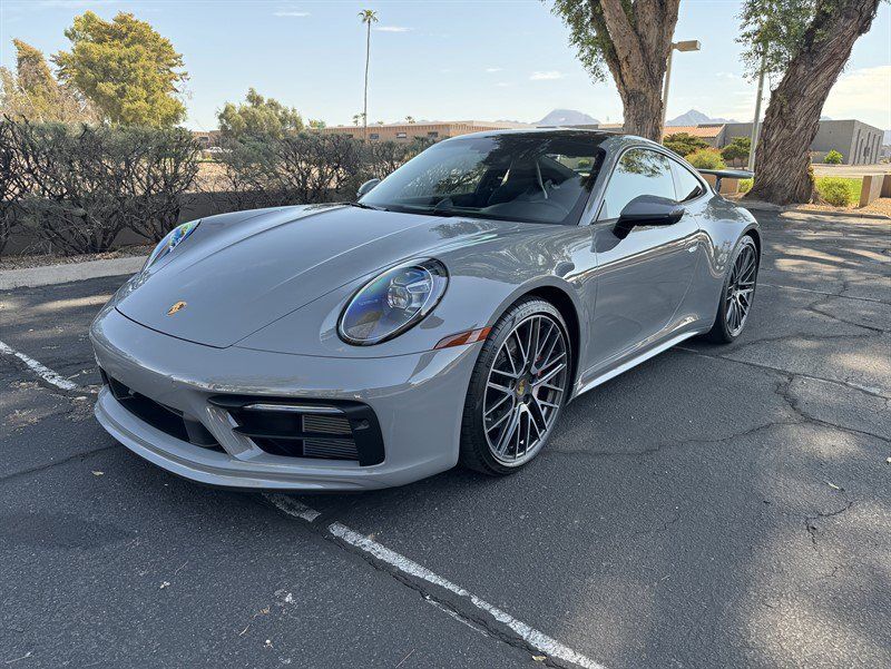 Used 2024 Porsche 911 Carrera 4S w/ Premium Package AWD/4WD image 5