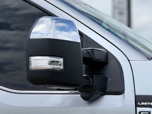 Used 2024 Ford F250 Limited w/ FX4 Off-Road Package image 8