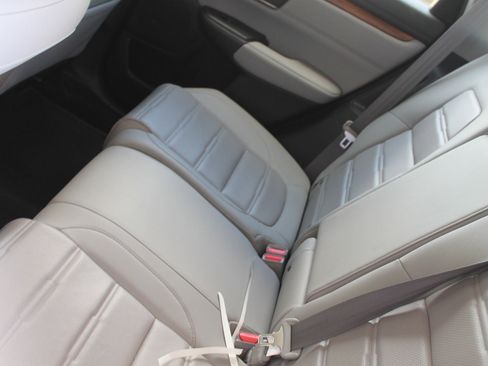 Used 2020 Honda CR-V Touring image 18