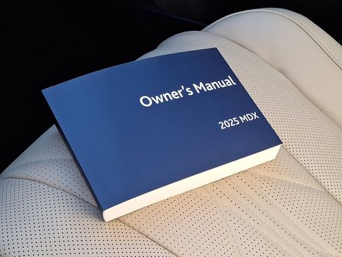 Used 2025 Acura MDX SH-AWD w/ Advance Package image 27