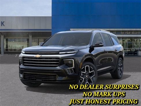 New 2026 Chevrolet Traverse High Country w/ LPO, Floor Liner Package image 6