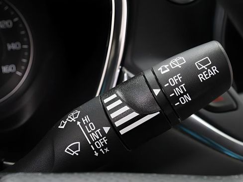 Used 2025 Chevrolet Blazer LT image 17