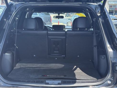 Used 2024 Mitsubishi Outlander FWD image 10