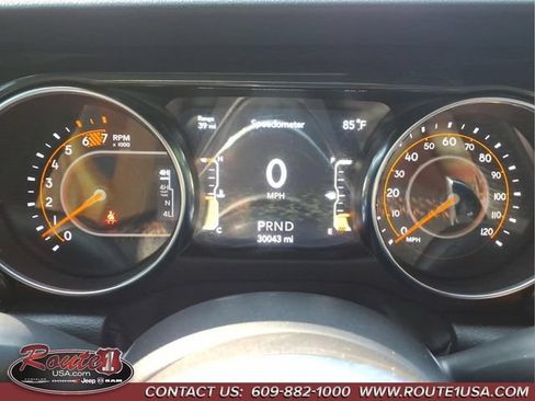 Used 2023 Jeep Wrangler Unlimited Rubicon 392 w/ Xtreme Recon 35" Tire Package AWD/4WD image 16