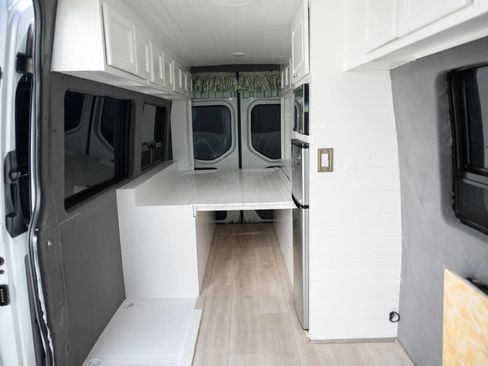 Used 2019 Mercedes-Benz Sprinter 170 image 50