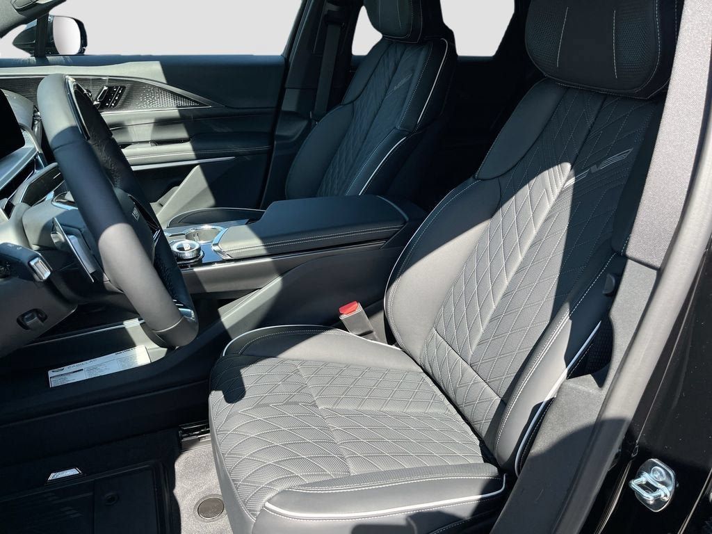 New 2026 Cadillac Lyriq V AWD/4WD image 22
