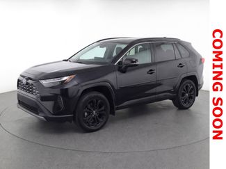 Used 2022 Toyota RAV4 SE w/ Convenience Package video 1