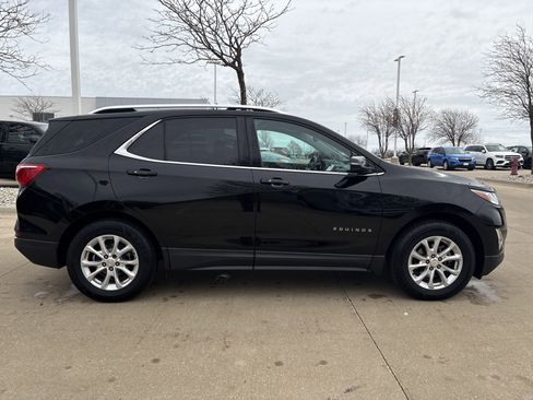 Used 2018 Chevrolet Equinox LT w/ Sun & Infotainment Package image 8